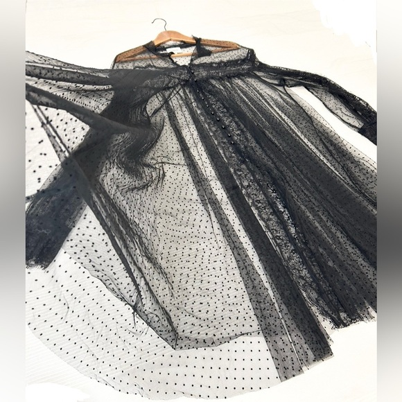 Elegant Black Lace Mini Dress - Picture 10 of 16